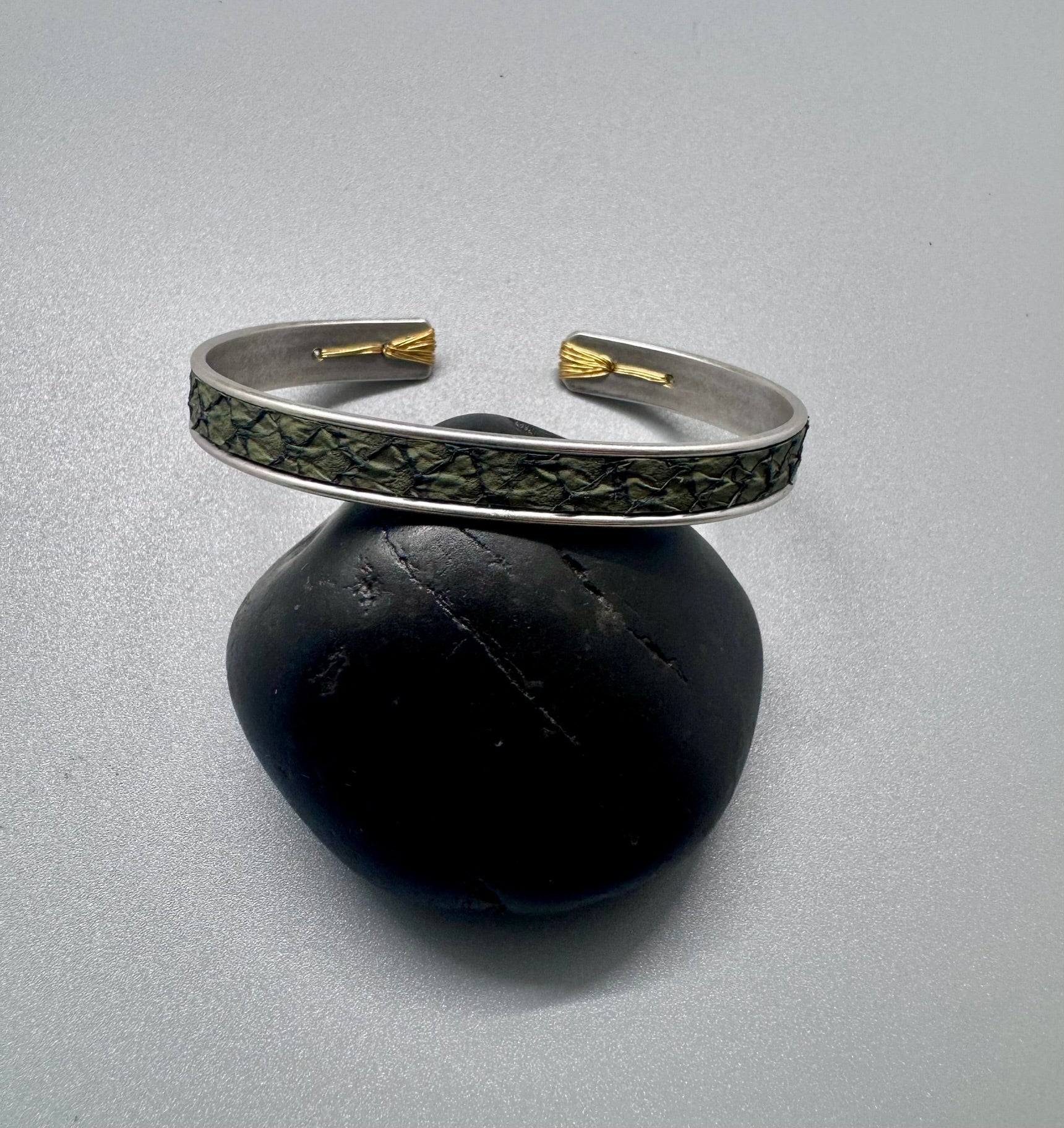 Bronze wrist cuff